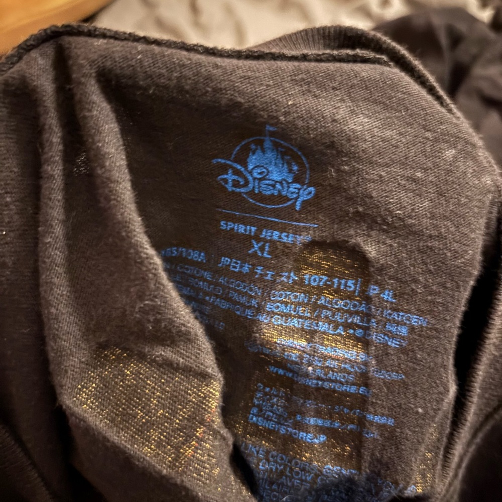 The Lion King Disney Spirit Jersey - Official Disney Parks Merch - Rare View 5